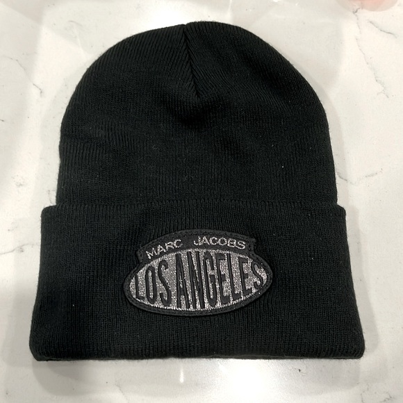 Marc Jacobs Los Angeles Metallic Patch Beanie - Picture 1 of 5